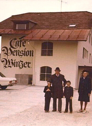 Außenansicht des Hotel Winzer aus früheren Zeiten