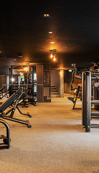 Moderner Fitnessbereich im Hotel Winzer für Wellness in Oberösterreich